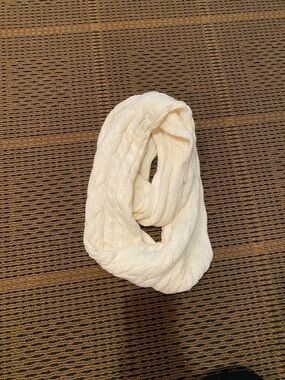 Cream Cable Knit Infinity Scarf - Women